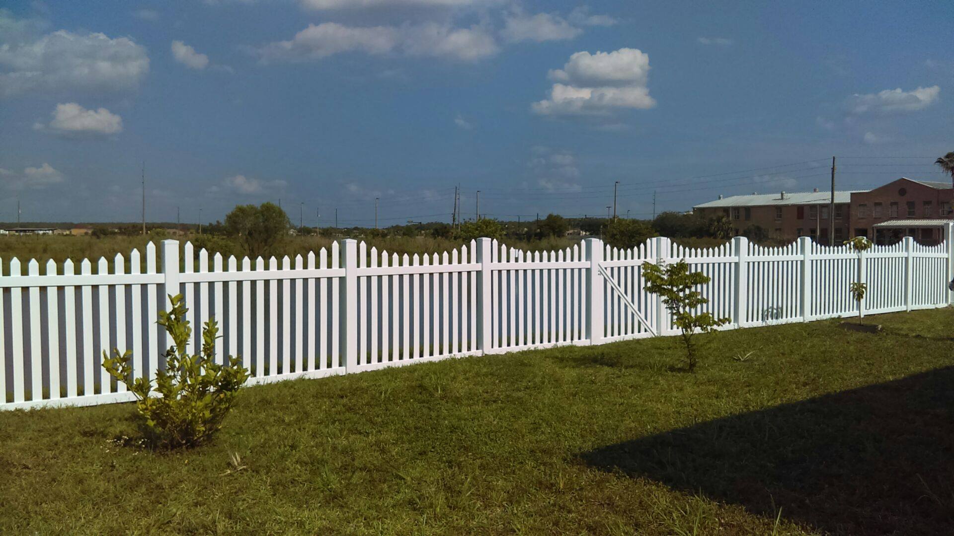 Vinyl picket fence project by Fence Warehouse and Supply